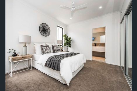 Photo of property in 14 Aotea Drive, Aotea, Porirua, 5024