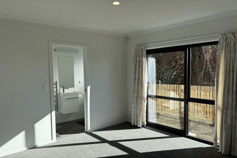 Photo of property in 2/19 Greta Street, Glenview, Hamilton, 3206