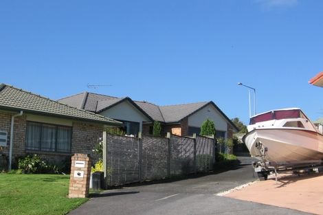 Photo of property in 18 Red Shed Lane, Albany, Auckland, 0632