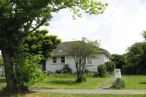 Photo of property in 15 Hollyford Avenue, Bryndwr, Christchurch, 8053