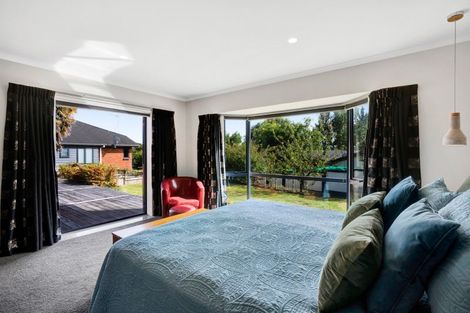 Photo of property in 19 Ashmore Drive, Frankleigh Park, New Plymouth, 4310