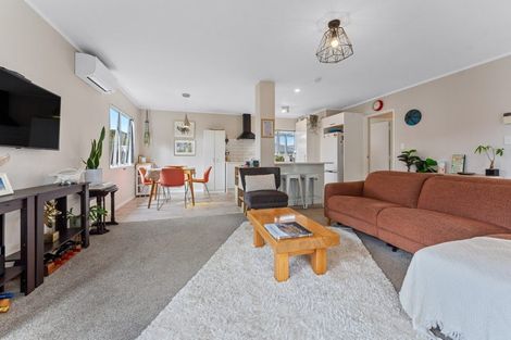 Photo of property in 2/67 Buckland Road, Mangere East, Auckland, 2024