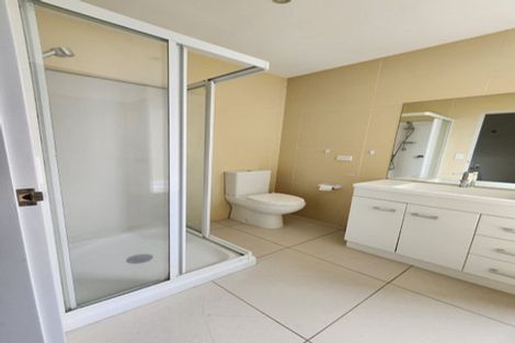 Photo of property in 9 Court Road, Tawa, Wellington, 5028