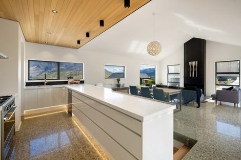 Photo of property in 46 Orford Drive, Jacks Point, Queenstown, 9371