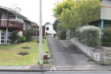Photo of property in 84 Ravenwood Drive, Forrest Hill, Auckland, 0620
