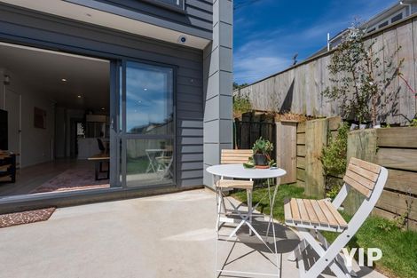 Photo of property in 41 Brindle Way, Newlands, Wellington, 6037