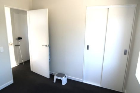 Photo of property in 4/6 Oswald Crescent, Paparangi, Wellington, 6037