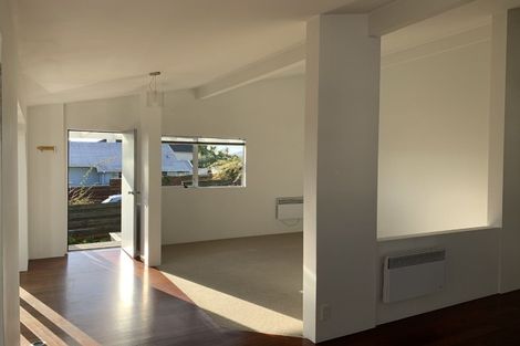 Photo of property in 1/11 Rewiti Avenue, Takapuna, Auckland, 0622