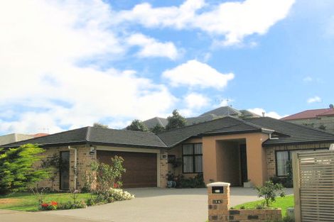 Photo of property in 14 Datum Way, Paraparaumu, 5032