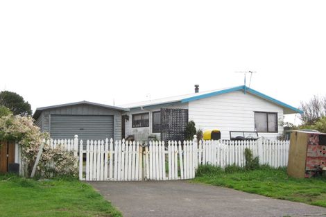 Photo of property in 95 Ranfurly Street, Waitara, 4320
