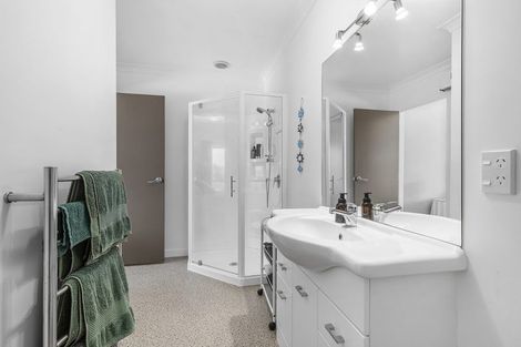 Photo of property in 7 Montserrat Place, Grenada Village, Wellington, 6037