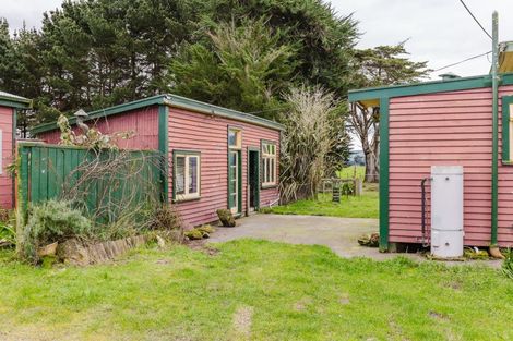 Photo of property in 80674 Masterton Road, Woodville, 4999