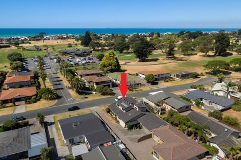 Photo of property in 10 Fairway Avenue, Mount Maunganui, 3116