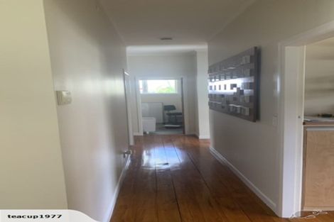 Photo of property in 2a Barberry Lane, Te Atatu Peninsula, Auckland, 0610