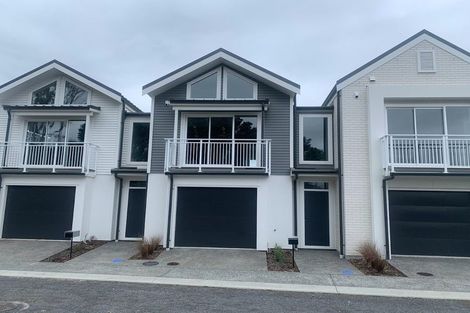 Photo of property in 14 Kopua Place, Whitby, Porirua, 5024