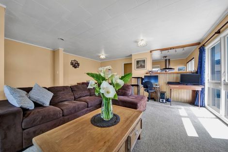 Photo of property in 7 Oleander Place, Bell Block, New Plymouth, 4312