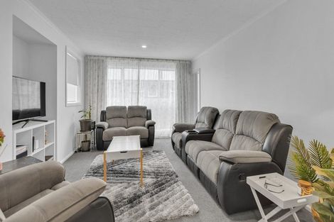 Photo of property in 62 Oriana Crescent, Hornby, Christchurch, 8042