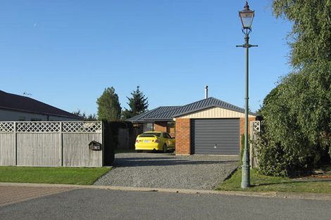 Photo of property in 6 Craigieburn Street, Darfield, 7510