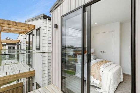 Photo of property in 1d Matakohe Road, Westgate, Auckland, 0814