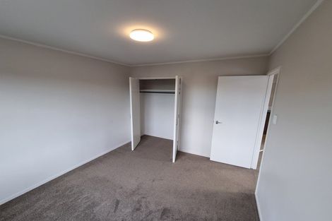 Photo of property in 2a Korau Road, Greenlane, Auckland, 1051