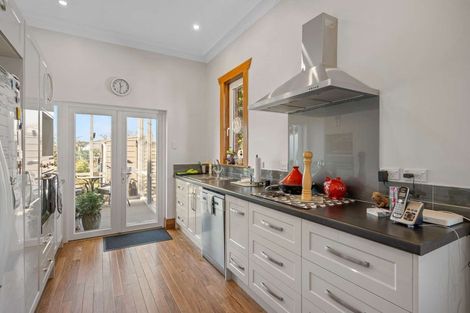 Photo of property in 24 Stirling Street, Andersons Bay, Dunedin, 9013