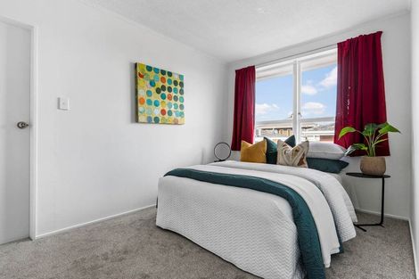 Photo of property in 1/6 Akehurst Avenue, New Lynn, Auckland, 0600