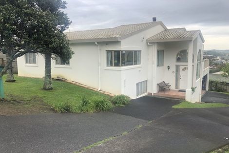 Photo of property in 1/7 Mizpah Road, Waiake, Auckland, 0630