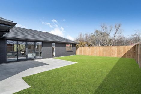 Photo of property in 1 Kakariki Crescent, Carterton, 5713