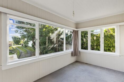 Photo of property in 89 Seaview Road, Paraparaumu Beach, Paraparaumu, 5032