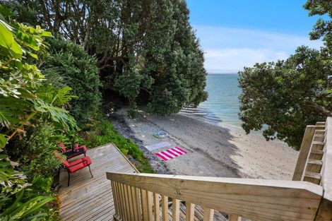 Photo of property in 49 Torkar Road, Clarks Beach, 2122