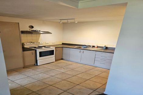 Photo of property in 79 Queenstown Road, Onehunga, Auckland, 1061