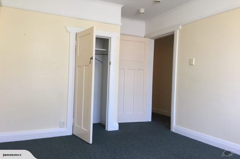 Photo of property in 2/60 Brougham Street, Mount Victoria, Wellington, 6011