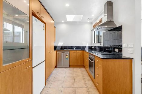 Photo of property in 2/27 Kellaway Drive, East Tamaki, Auckland, 2013