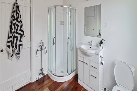 Photo of property in 23 Ross Street, Marton, 4710