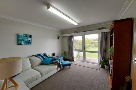 Photo of property in 32 Waimea Street, Westown, New Plymouth, 4310