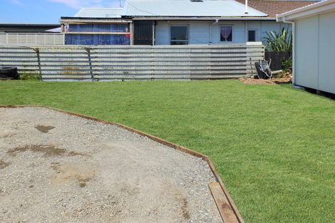 Photo of property in 14 Carthew Terrace, Foxton Beach, Foxton, 4815