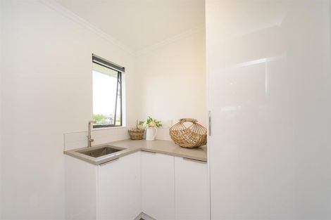 Photo of property in 5 Meads Place, Bulls, 4818