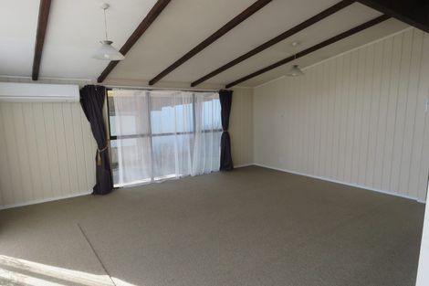 Photo of property in 2/412 Gloucester Street, Taradale, Napier, 4112