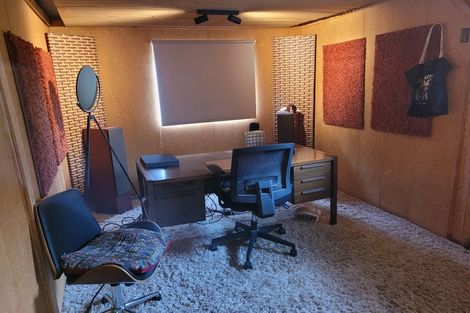 Photo of property in 44a Woodglen Road, Glen Eden, Auckland, 0602