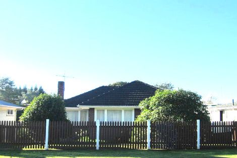 Photo of property in 28 Mclean Avenue, Papatoetoe, Auckland, 2025