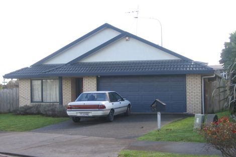 Photo of property in 15 Brittas Place, East Tamaki, Auckland, 2016