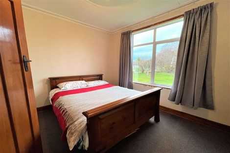 Photo of property in 7 Ovenden Street, Owaka, 9535