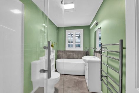 Photo of property in 37 Fantham Street, Hawera, 4610