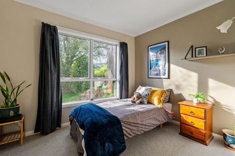 Photo of property in 14 Kowhai Street, Tawa, Wellington, 5028