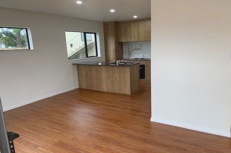 Photo of property in 4a Karepo Crescent, Ranui, Auckland, 0612