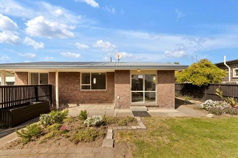 Photo of property in 2/166 Rocking Horse Road, Southshore, Christchurch, 8062