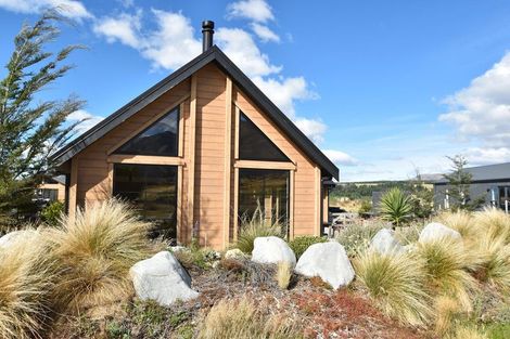 Photo of property in 69 Ohau Drive, Lake Ohau, Twizel, 9412