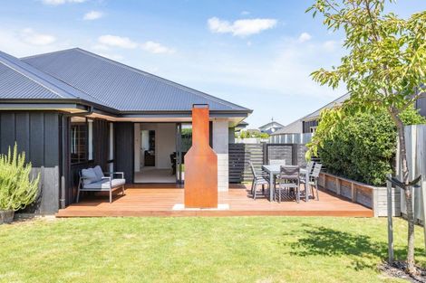 Photo of property in 21 Ruru Street, Cambridge, 3434