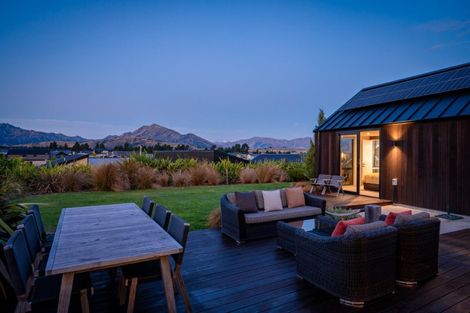 Photo of property in 38 Mount Nicholas Avenue, Wanaka, 9305