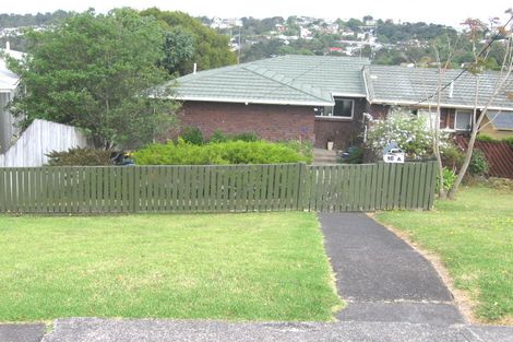 Photo of property in 2/16 Mayfield Road, Glenfield, Auckland, 0629